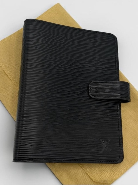 Louis Vuitton Other - Louis Vuitton Agenda MM (Medium Ring) Ridge Noir Black Epi Leather